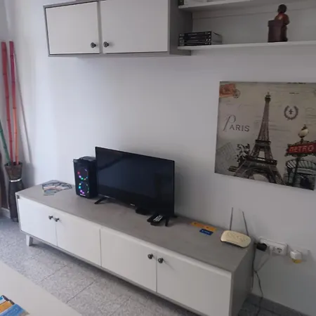 A 50 Metros De La Playa 푸에르토 데 산티아고